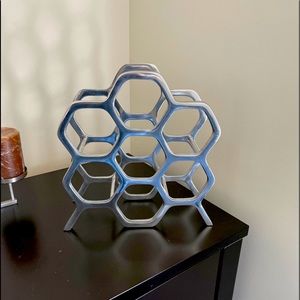 Wine holder - holds 7 bottles